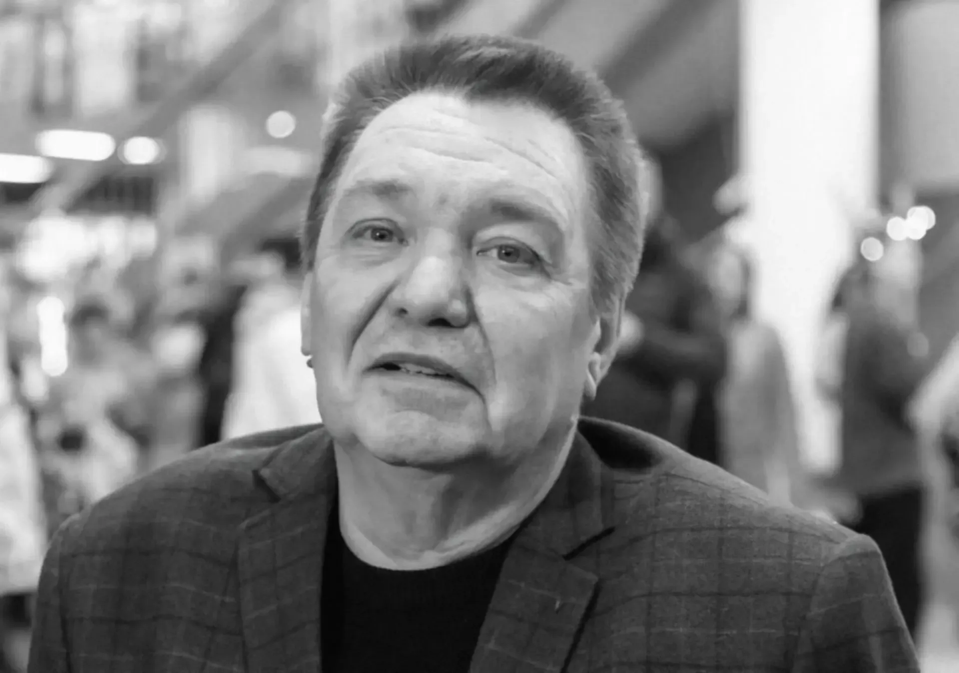 Поступила еще одна тяжелая весть. Сегодня на 62-м году ушел из жизни наш выдающийся земляк, заслужен