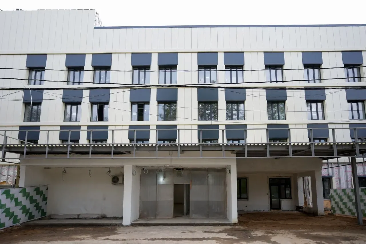 🏥 В Можайске на улице Амбулаторная капитально ремонтируем здание бывшего роддома под современный мно