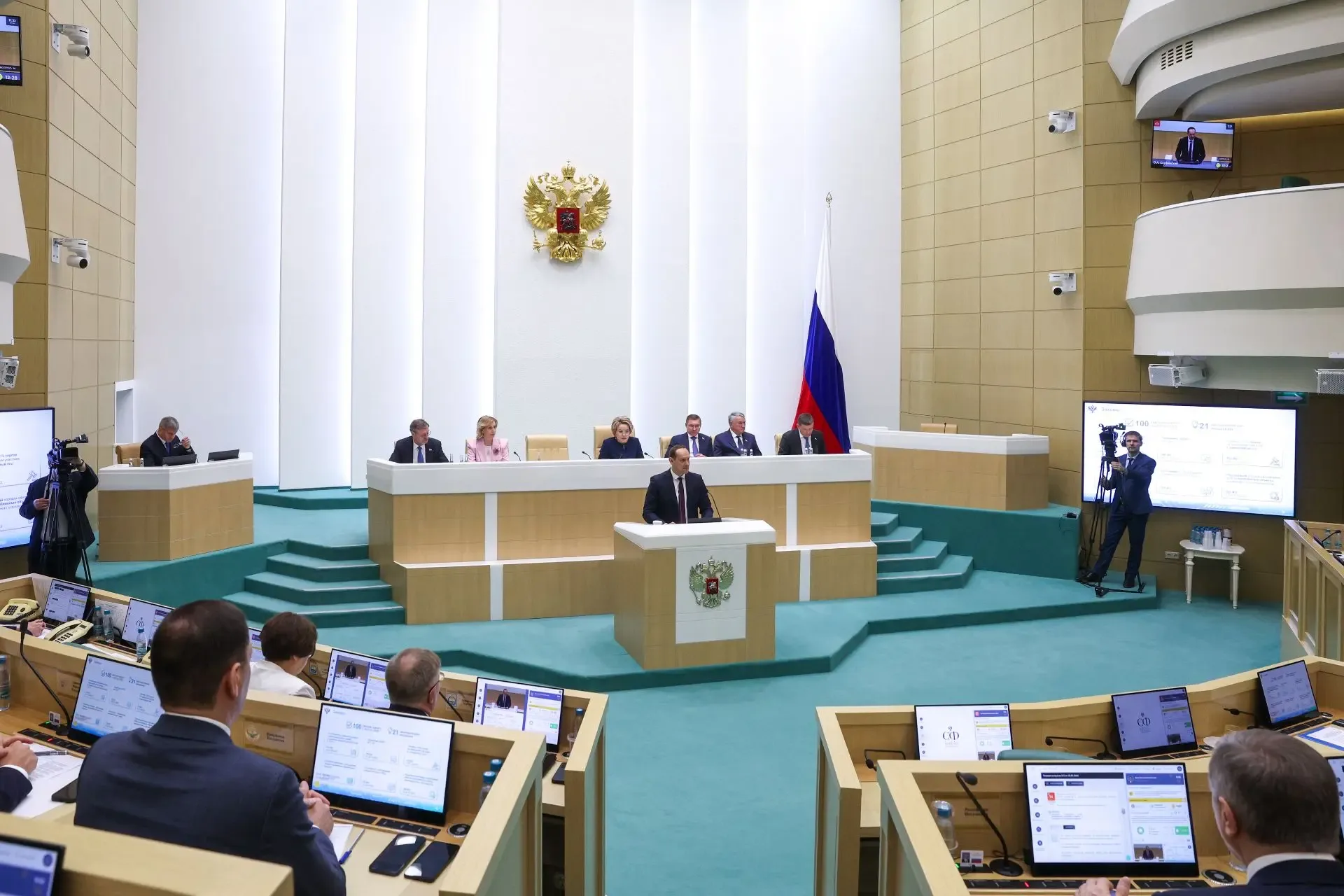 🇷🇺 Друзья, руководитель Росреестра Олег Скуфинский выступил на «правительственном часе» в Совете Фед