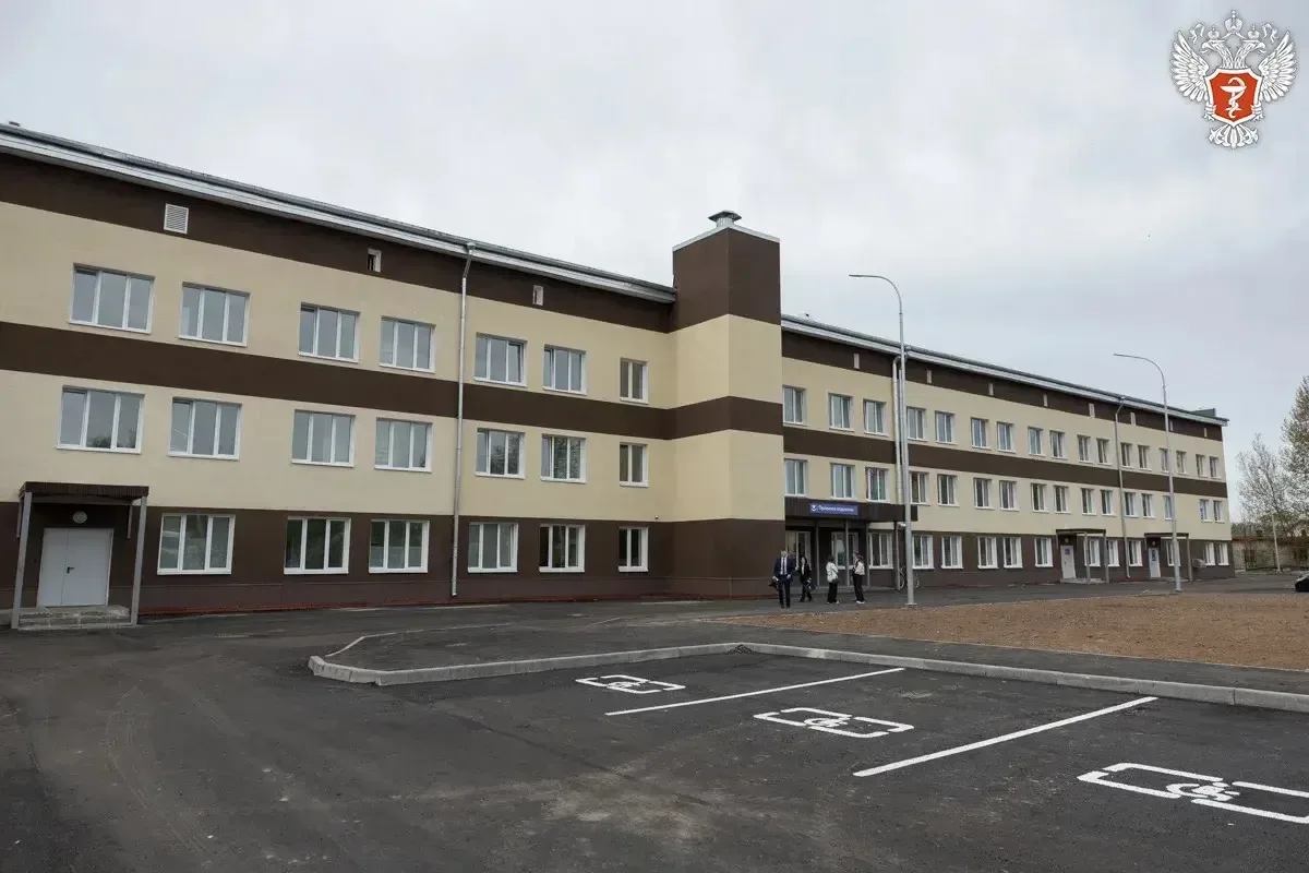 🏥 Михаил Мурашко посетил Псковскую область с рабочим визитом  Министр здравоохранения РФ Михаил Мура
