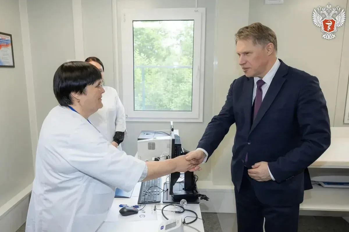 🏥 Михаил Мурашко посетил Псковскую область с рабочим визитом  Министр здравоохранения РФ Михаил Мура