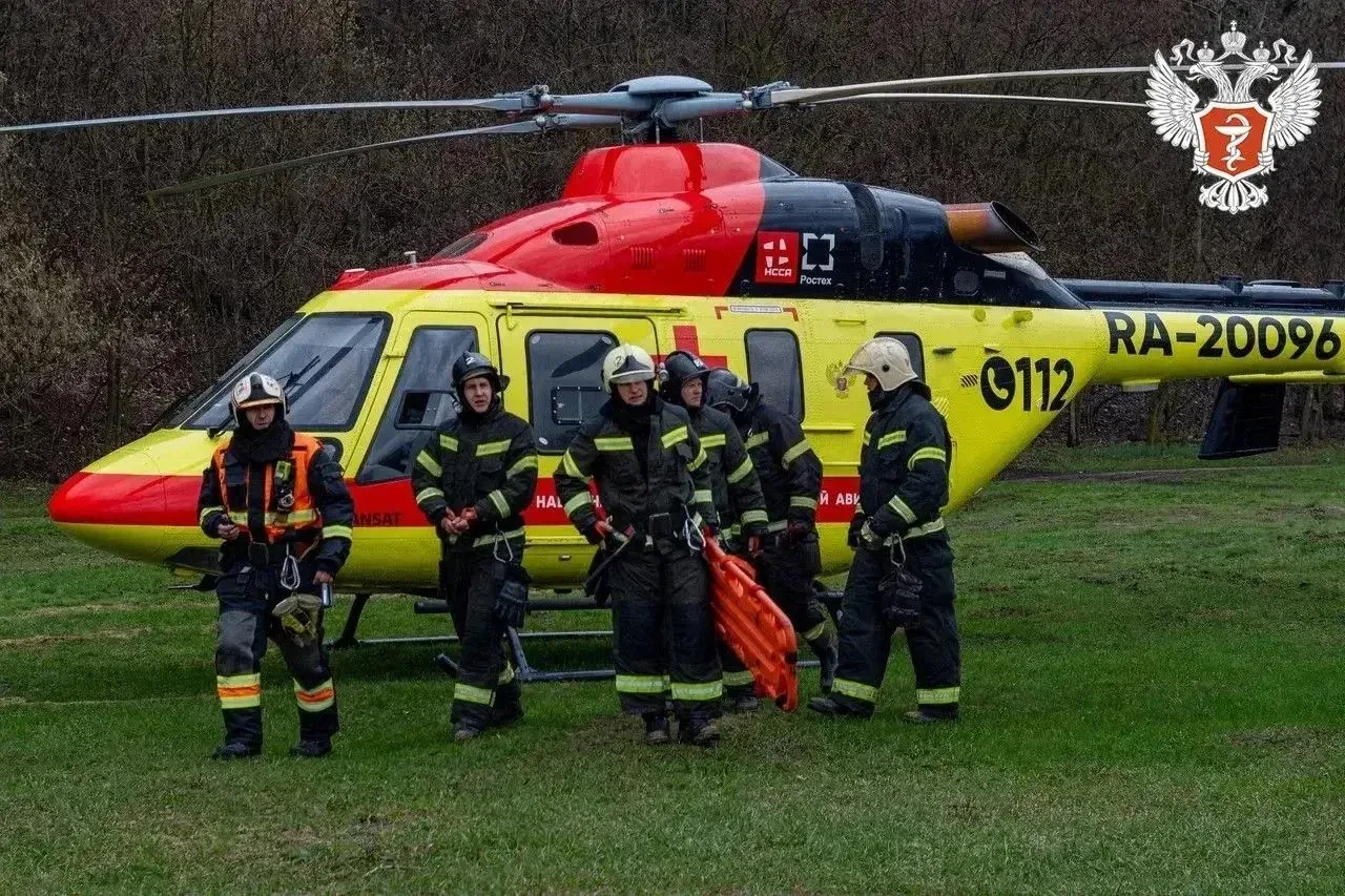 🚁 48 вылетов совершила служба санавиации Курской области с начала года  Вертолет санавиации на базе 