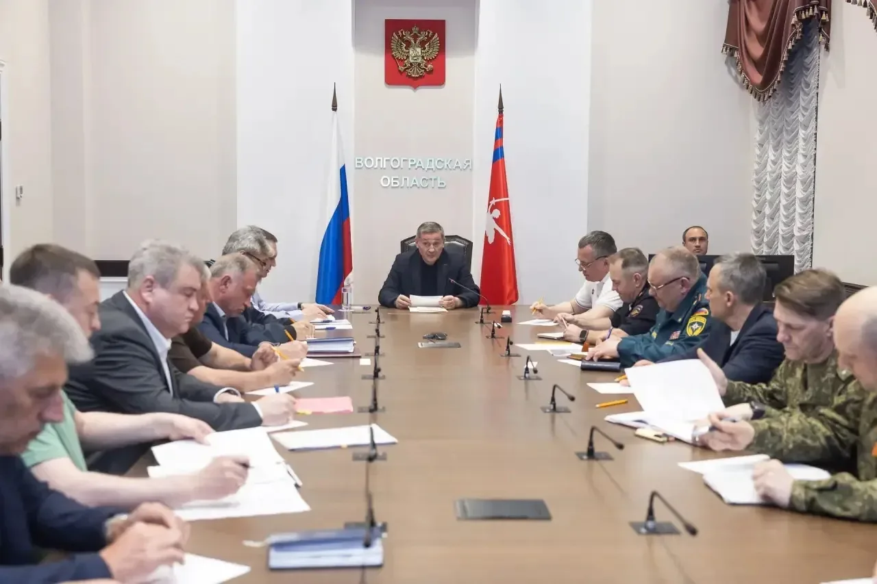 Андрей Бочаров провел совещание по вопросам безопасности  Вопросы обеспечения комплексной безопаснос