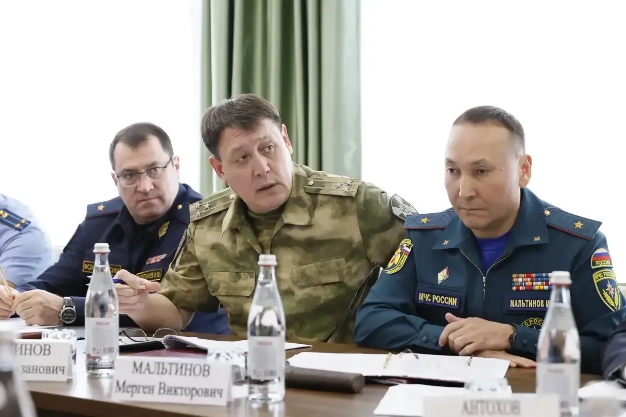 Провел выездное заседание Антитеррористической комиссии Калмыкии   Вместе с коллегами обсудили меры 