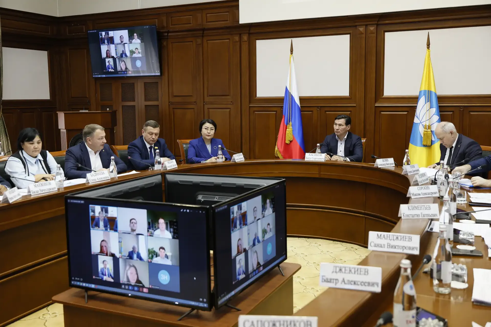 Провели заседание межведомственной комиссии по проекту «Формирование комфортной городской среды» 🌳  