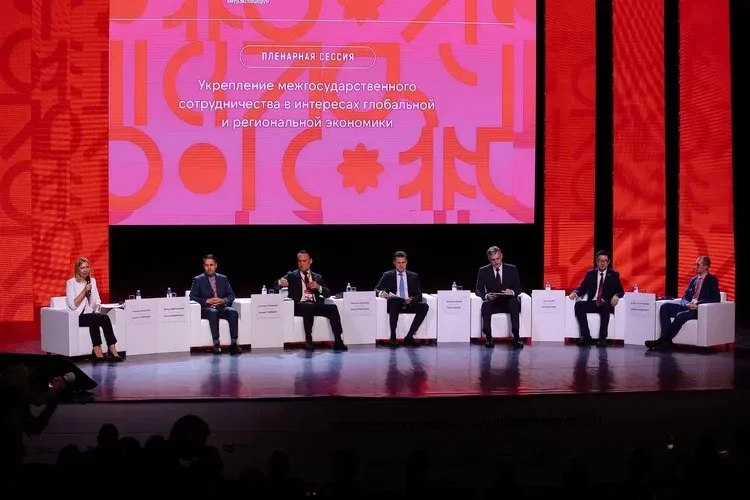 Провели заседание оргкомитета «АмурЭкспо-2026». Форум пройдет в Благовещенске с 21 по 24 мая. Подгот