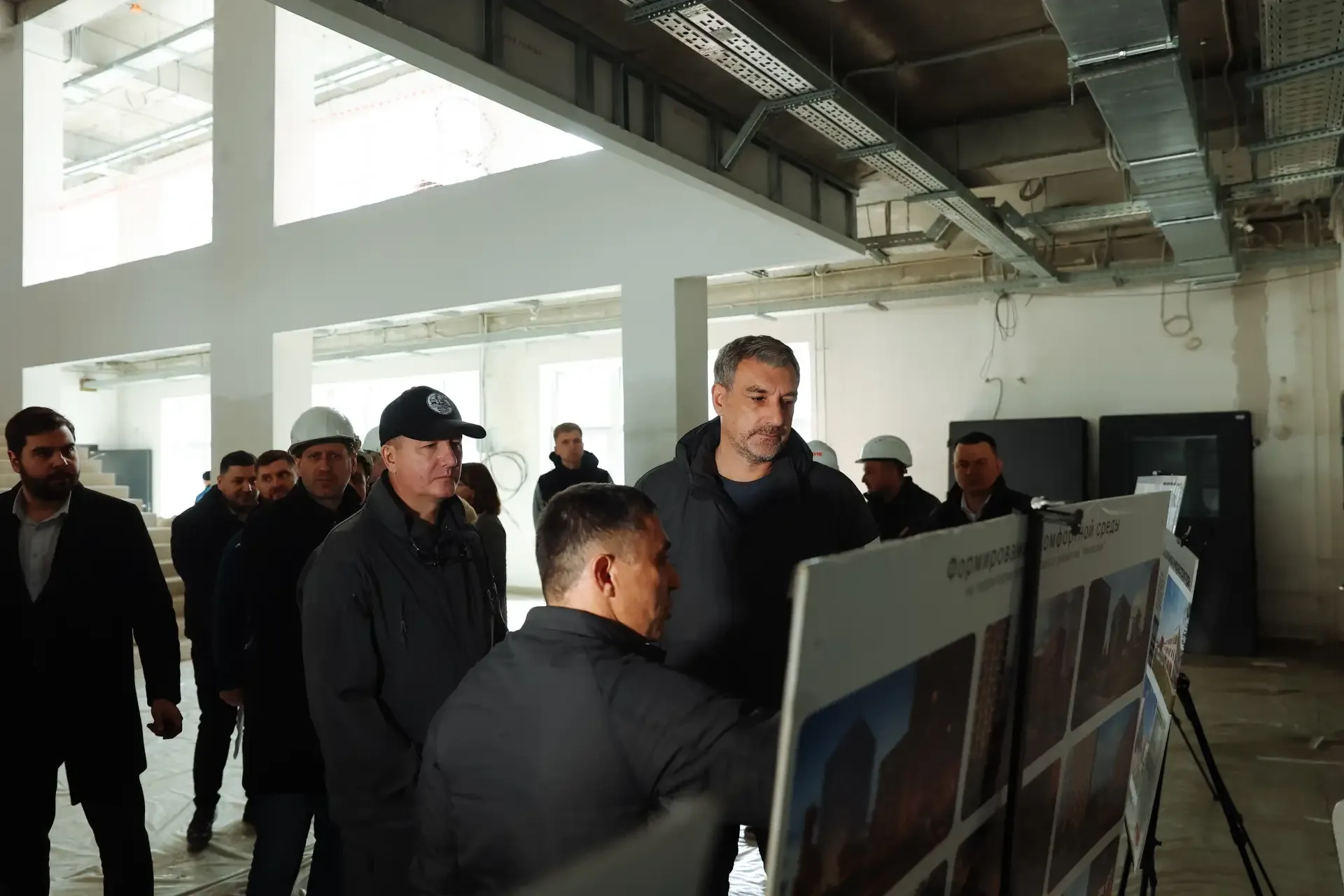 Посетил строительную площадку нового микрорайона «Северный» в Благовещенске. Это масштабный проект к