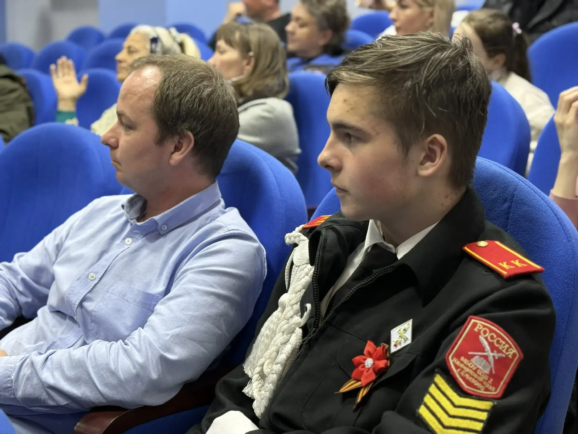 Встретился с жителями Елизовского округа. Озвученные проблемы уже переводим в формат конкретных зада