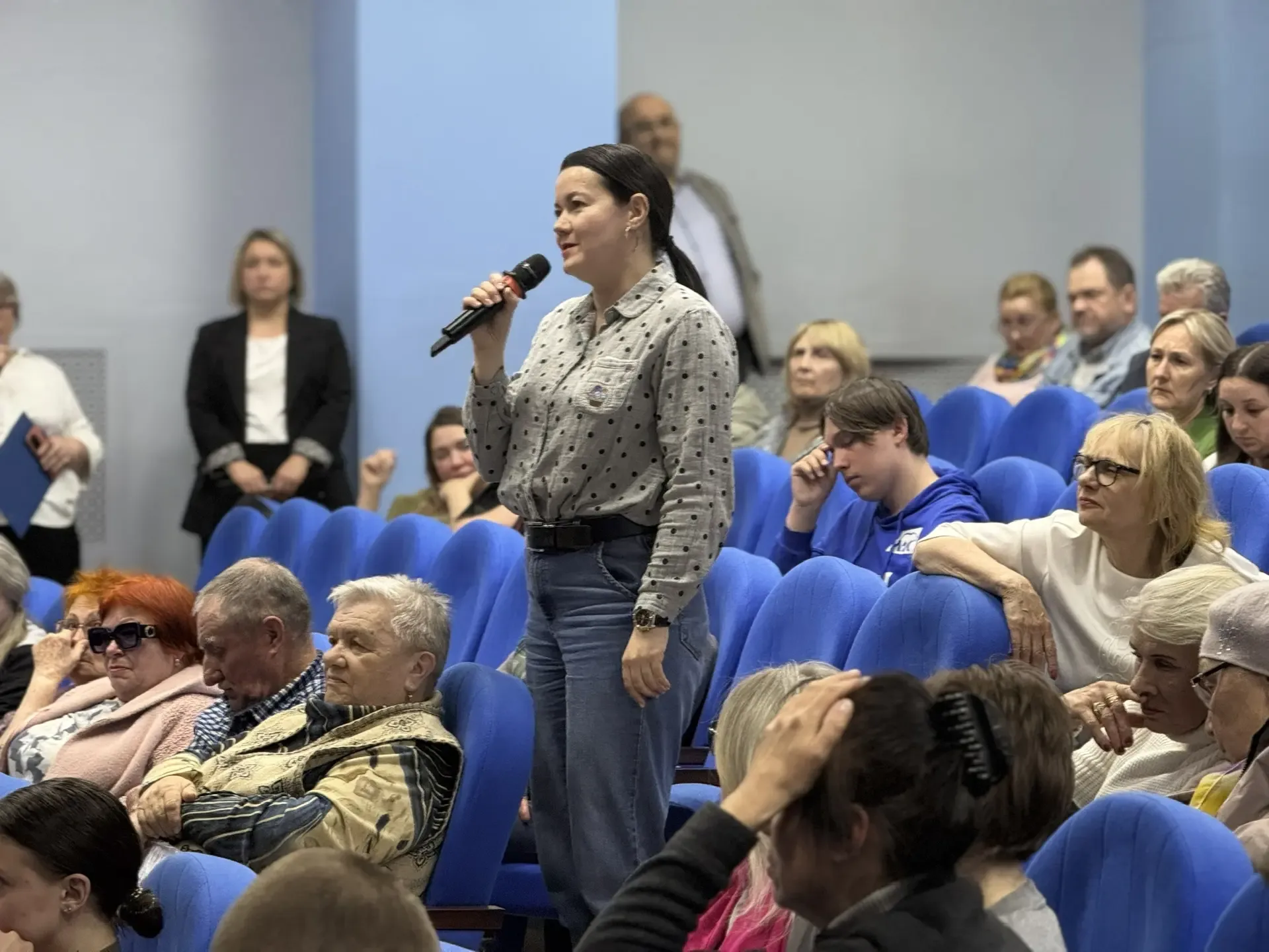 Встретился с жителями Елизовского округа. Озвученные проблемы уже переводим в формат конкретных зада