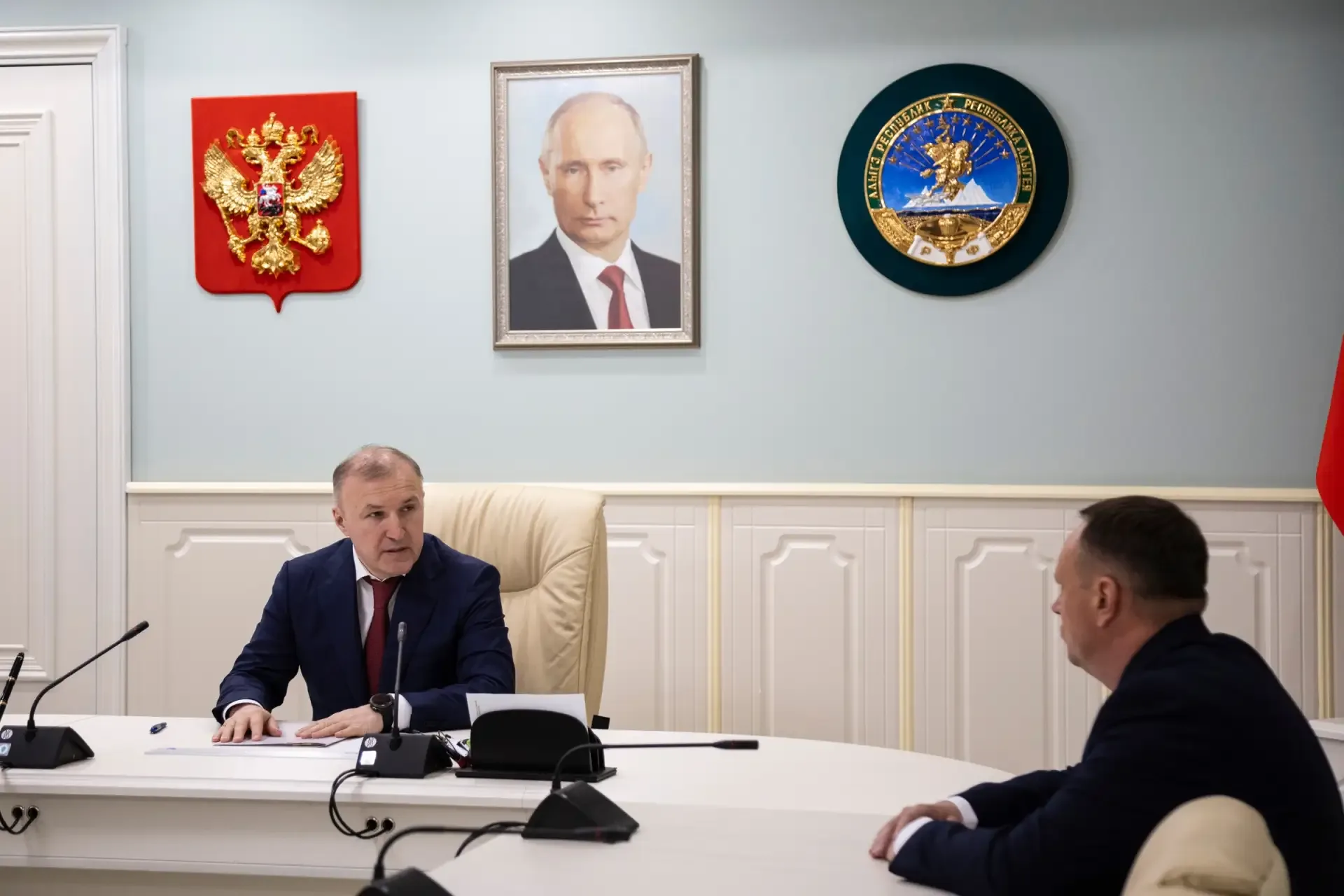 Глава Адыгеи поставил задачи перед новым начальником Комитета РА по делам ГО и ЧС  Глава Адыгеи Мура