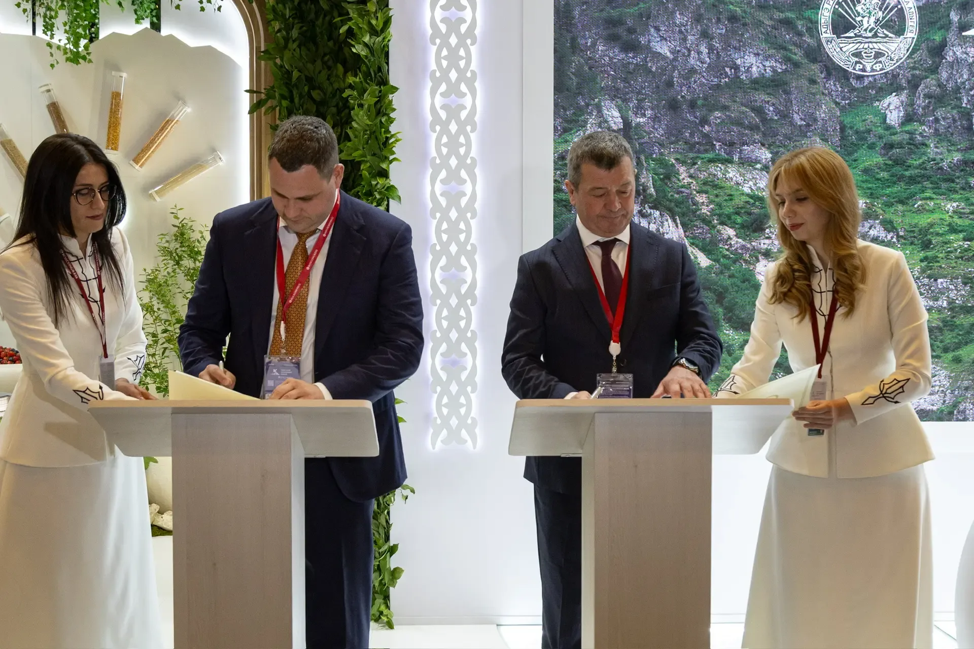 На КИФ-2026 подписано соглашение о большом турпроекте «Дегуакская поляна»   В Адыгее продолжается ра