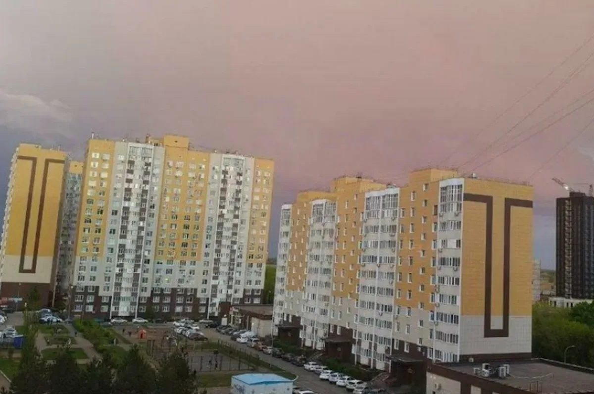 💥 Взрыв произошел в Оренбурге, в российском регионе объявили угрозу атаки беспилотников. При отражен