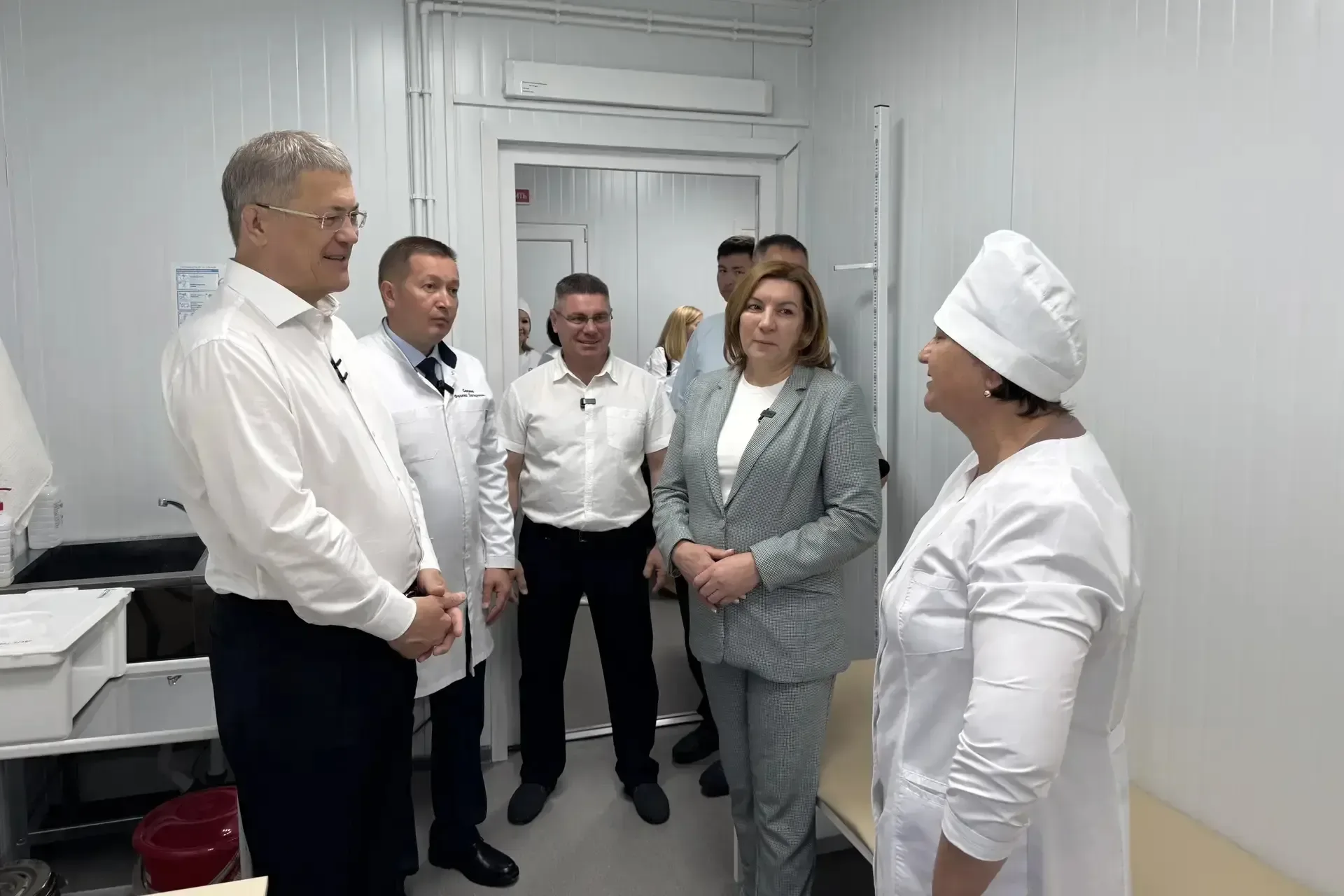 Медицинский стаж акушерки Фанисы Фаниловны Сабитовой – 42 года! Из них почти 15 она заботится о жите