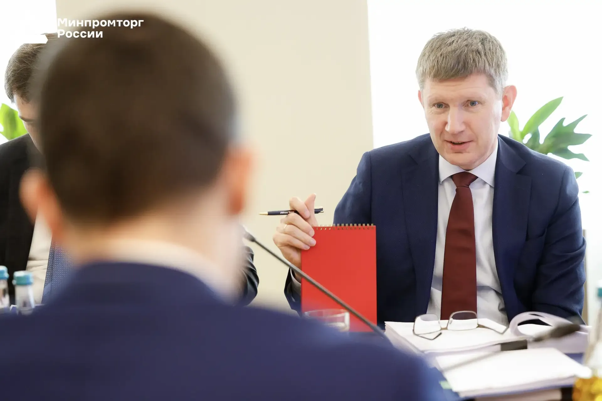 ⚡️ Повышение производительности труда позволит увеличить объемы выпуска продукции и удовлетворить по