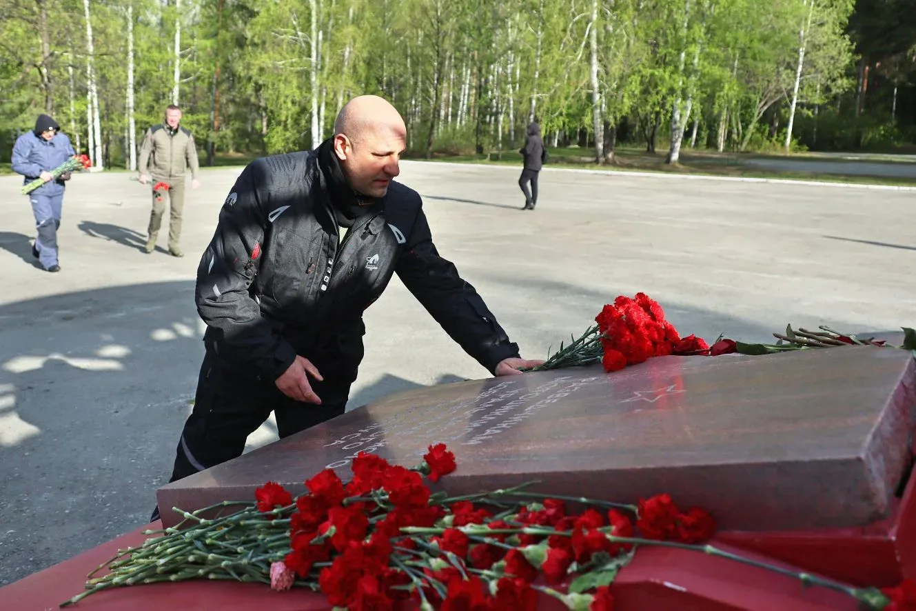 🇷🇺 Первый мотопробег 2026 года. Продолжаем традицию в честь Дня Победы отдавать дань памяти трудовом