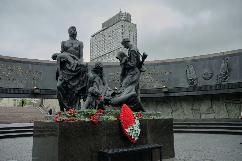📍"Время героев" в Санкт-Петербурге   Вместе с однокурсниками посетили город на Неве. Образовательный