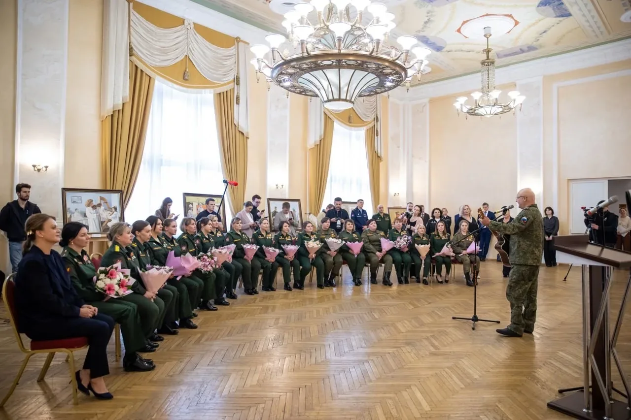 В Центральном академическом театре Российской Армии прошли мероприятия, приуроченные к празднованию 