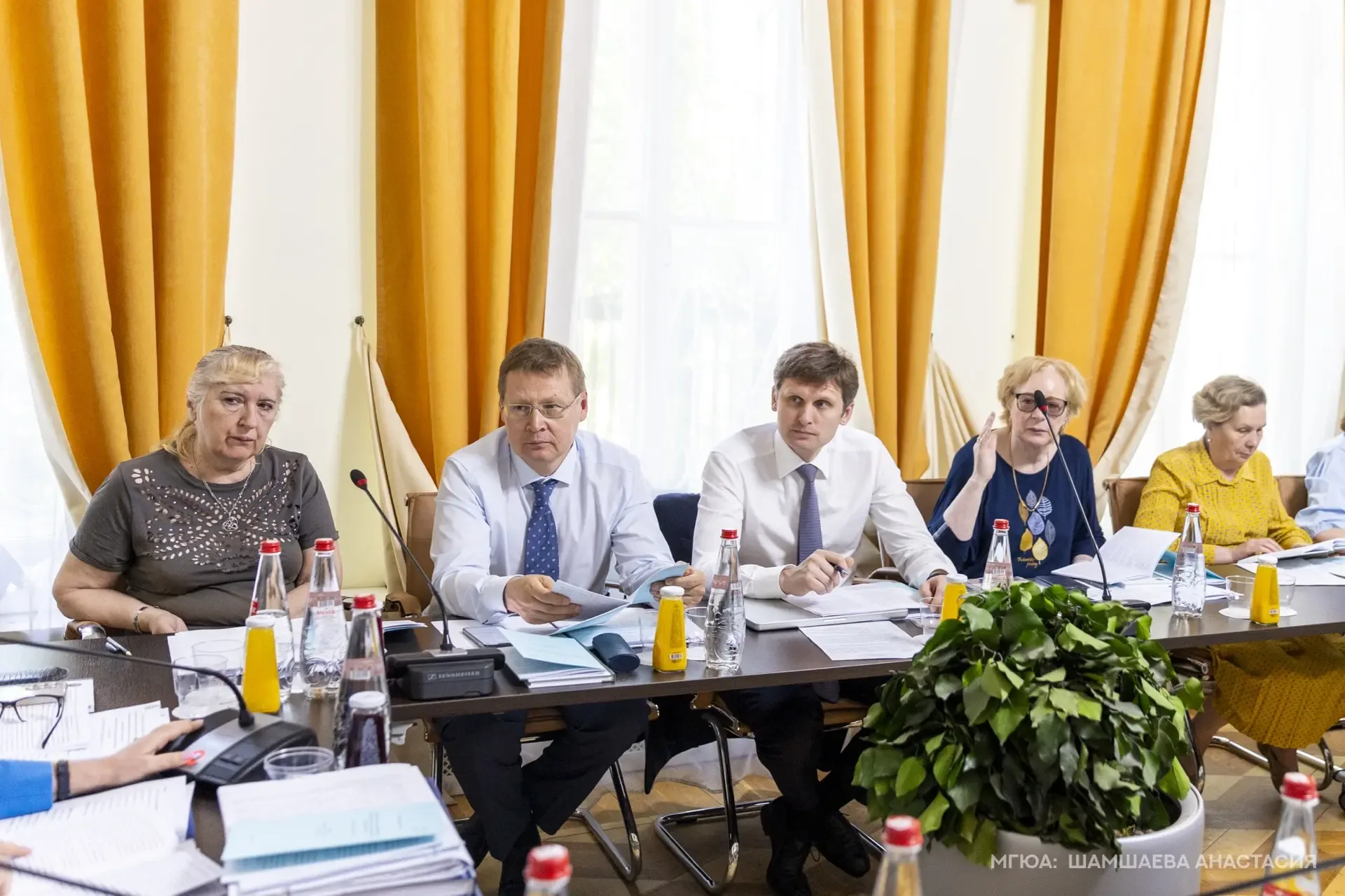 👏 Еще одна успешная защита кандидатской диссертации!       В Университете имени О.Е. Кутафина (МГЮА)