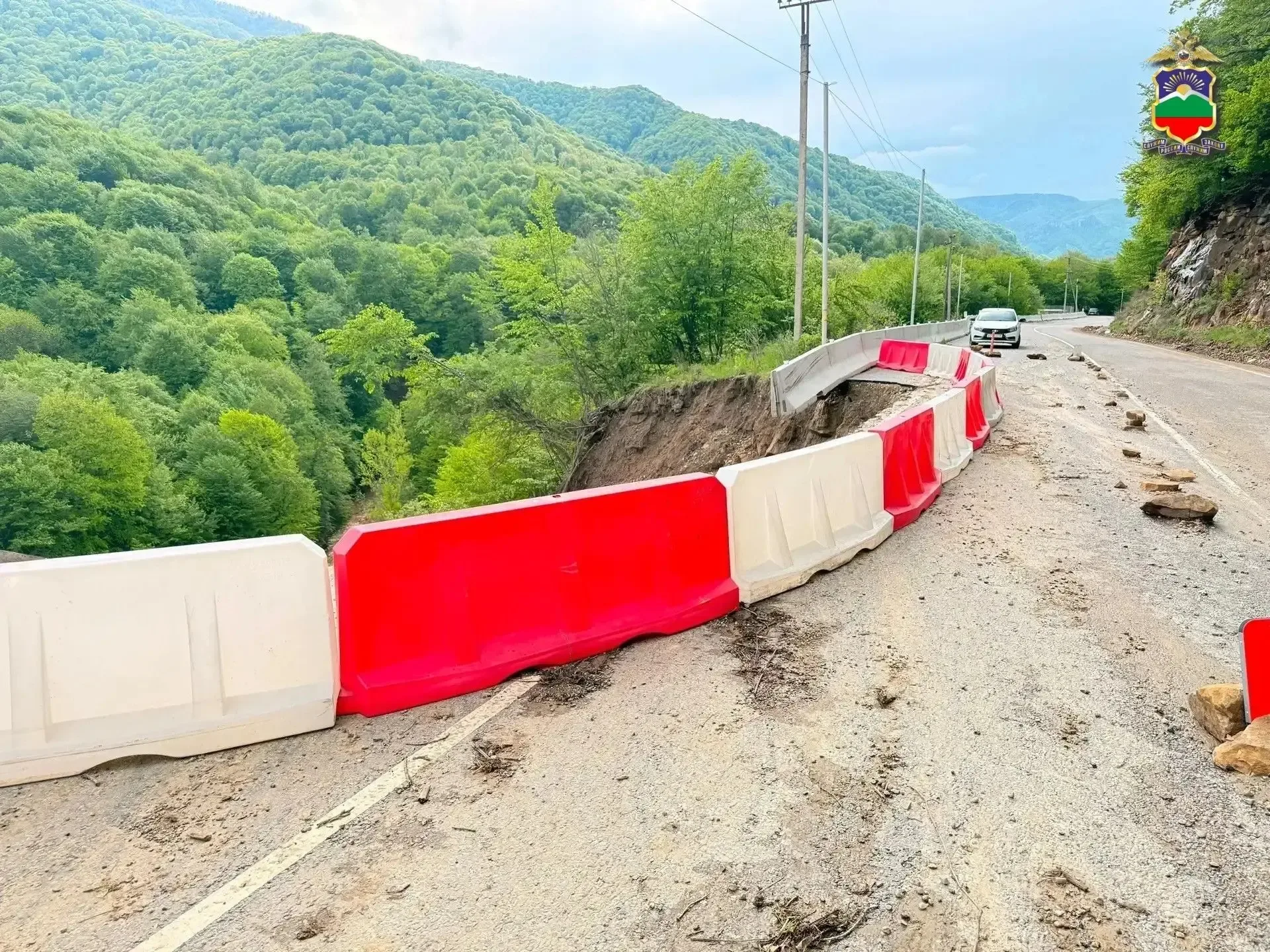 🔹На 120 км автодороги «Кисловодск – Карачаевск», между населенными пунктами Нижняя Мара и Мара-Аягъы