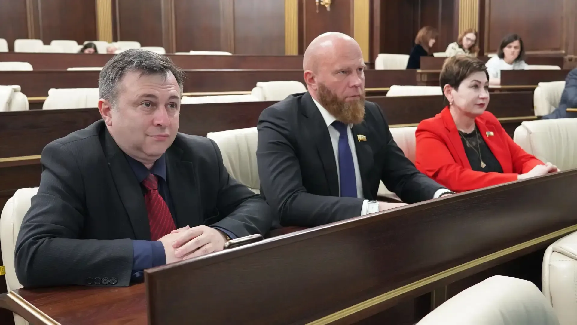Депутаты Народного собрания КЧР рассмотрели законопроект о выплатах многодетным семьям  🔹Был рассмот