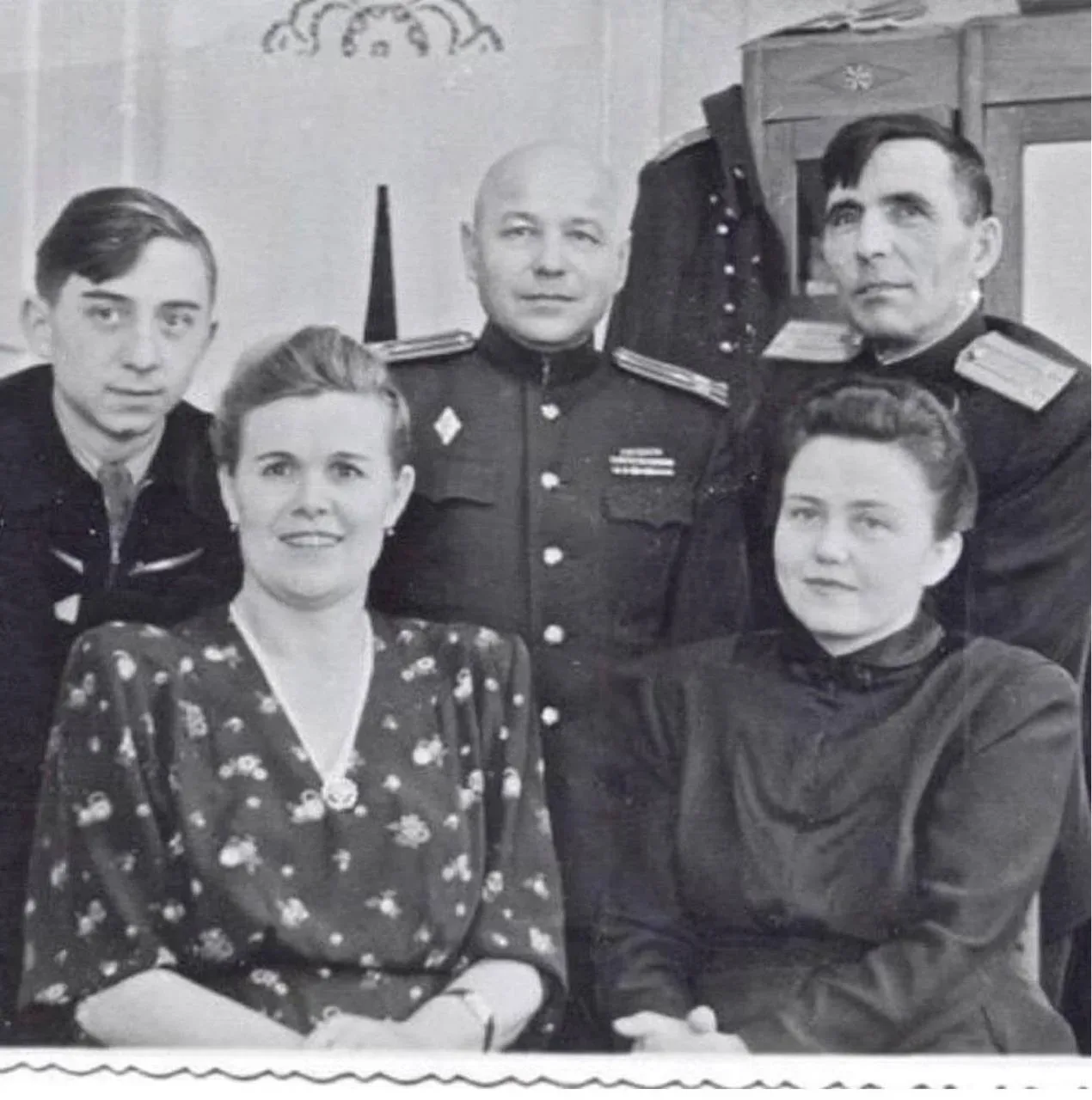 Мы чтим и бережно храним память о подвиге наших героев, чья сила, мужество и стойкость определяет на