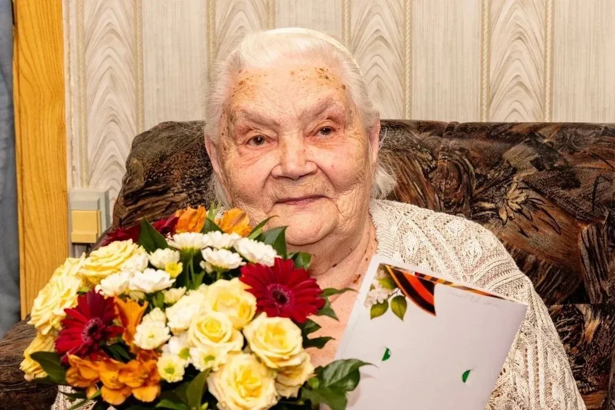 Все самые важные слова, теплые поздравления — лично и от души! ♥️  Низкий поклон вам, наши дорогие в