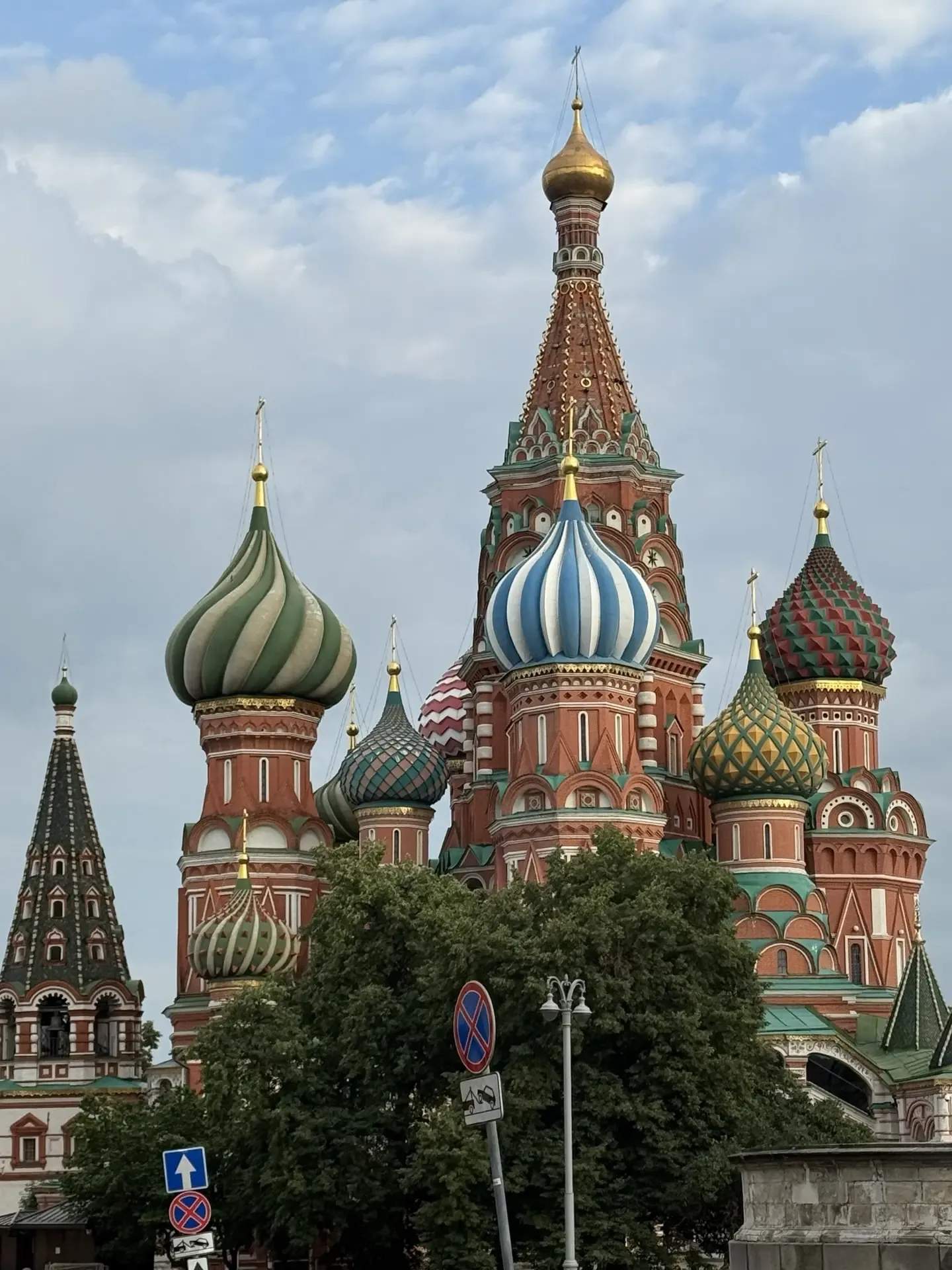 Сегодня важнейший день в истории нашей страны. 🙏🏻 Спасибо нашим дедушкам и бабушкам, прадедушкам и п