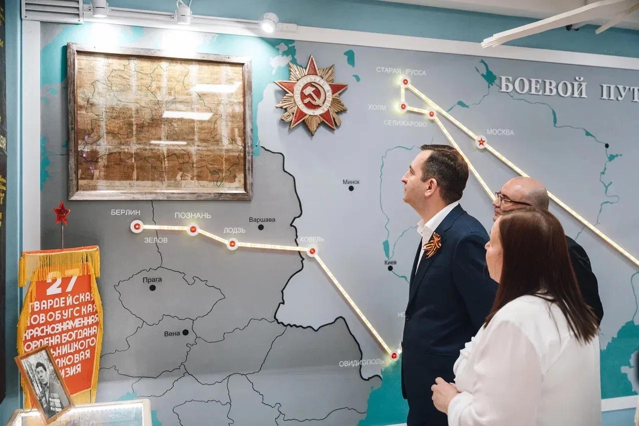 В Лосино-Петровском приняли участие в открытии «Парты Героя» имени Евгения Николаева и школьного муз