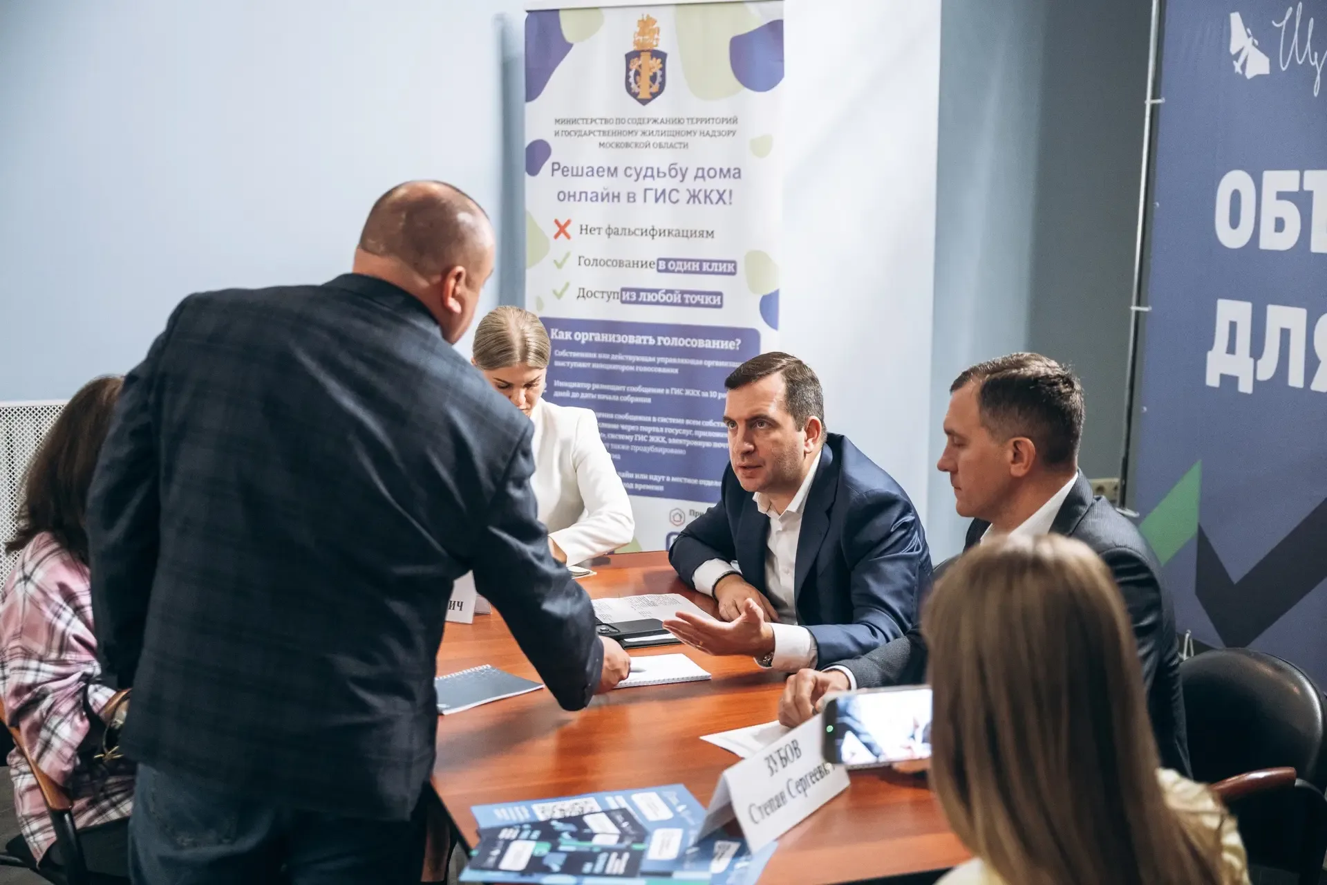 Провели выездную администрацию на предприятии АО «ЭНА». Пообщались с коллективом — традиционно обсуд