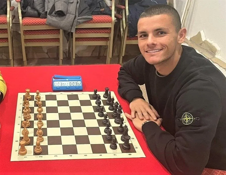 ♟⚽ Самый сильный шахматист среди футболистов  🇷🇸 Деяна Йовелича — нападающего американского «Спортин
