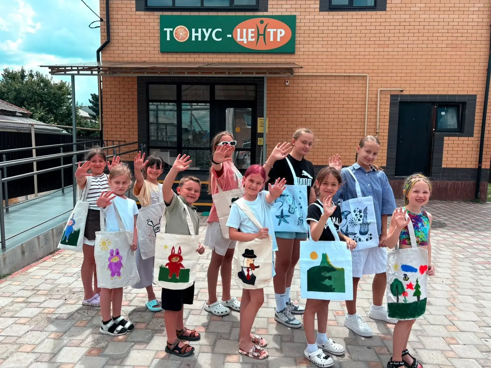 Лагерь в Тимашевске  6-13лет 👉ВСЕ ЛЕТО в @mirolla_art_studio ! каждую неделю новая тематика !➕ DISCO