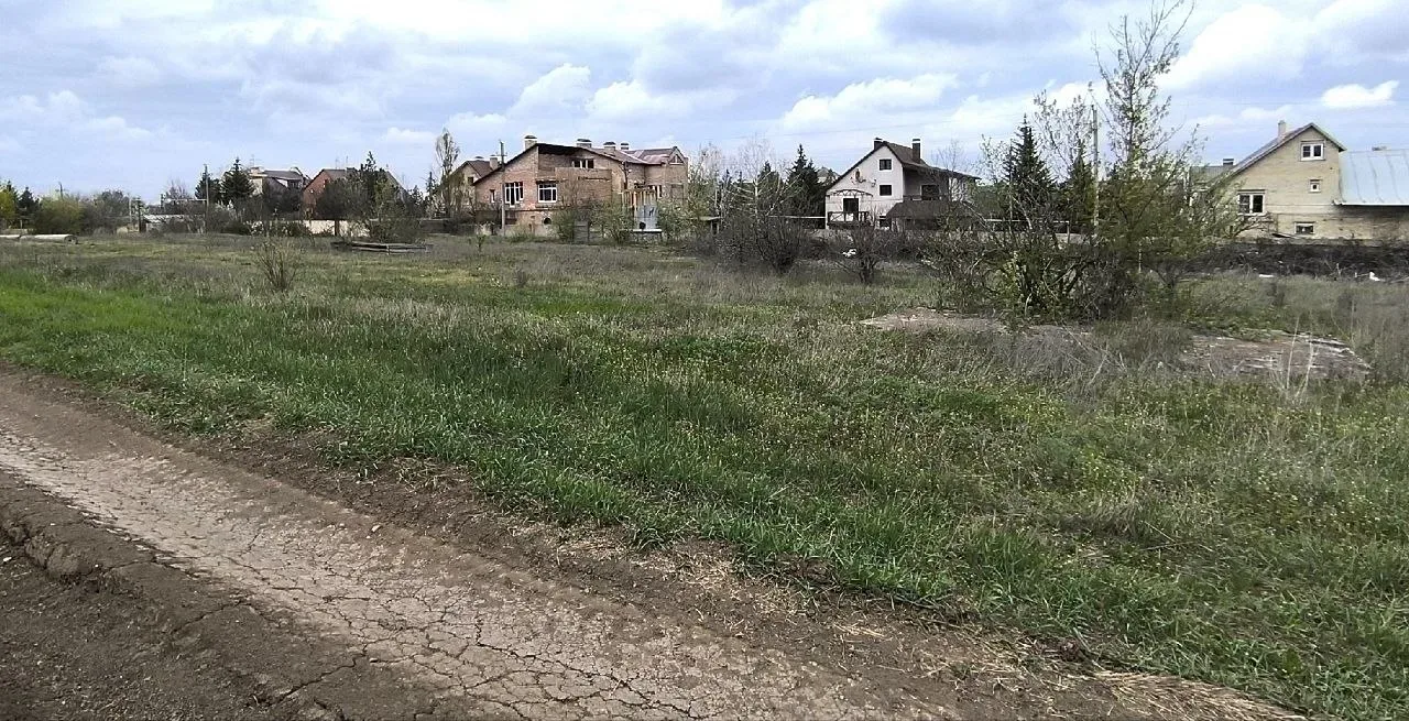 Продам земельный участок ИЖС Село Красное (Червоное).  🌇Расположен в 20 км от Донецка в сторону Мари