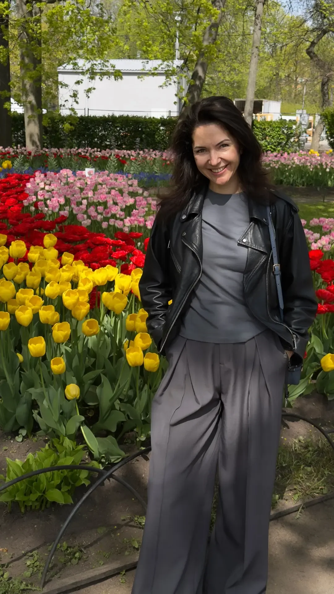 Докладываю, в ЦПКиО распустились почти все тюльпаны🌷Красота невероятная!