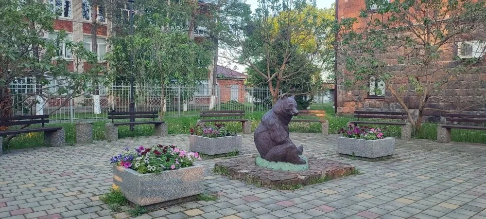 Уютного всем вечера! 😊  Как прошел ваш день? Чем занимаетесь? Делимся в комментариях 🤗