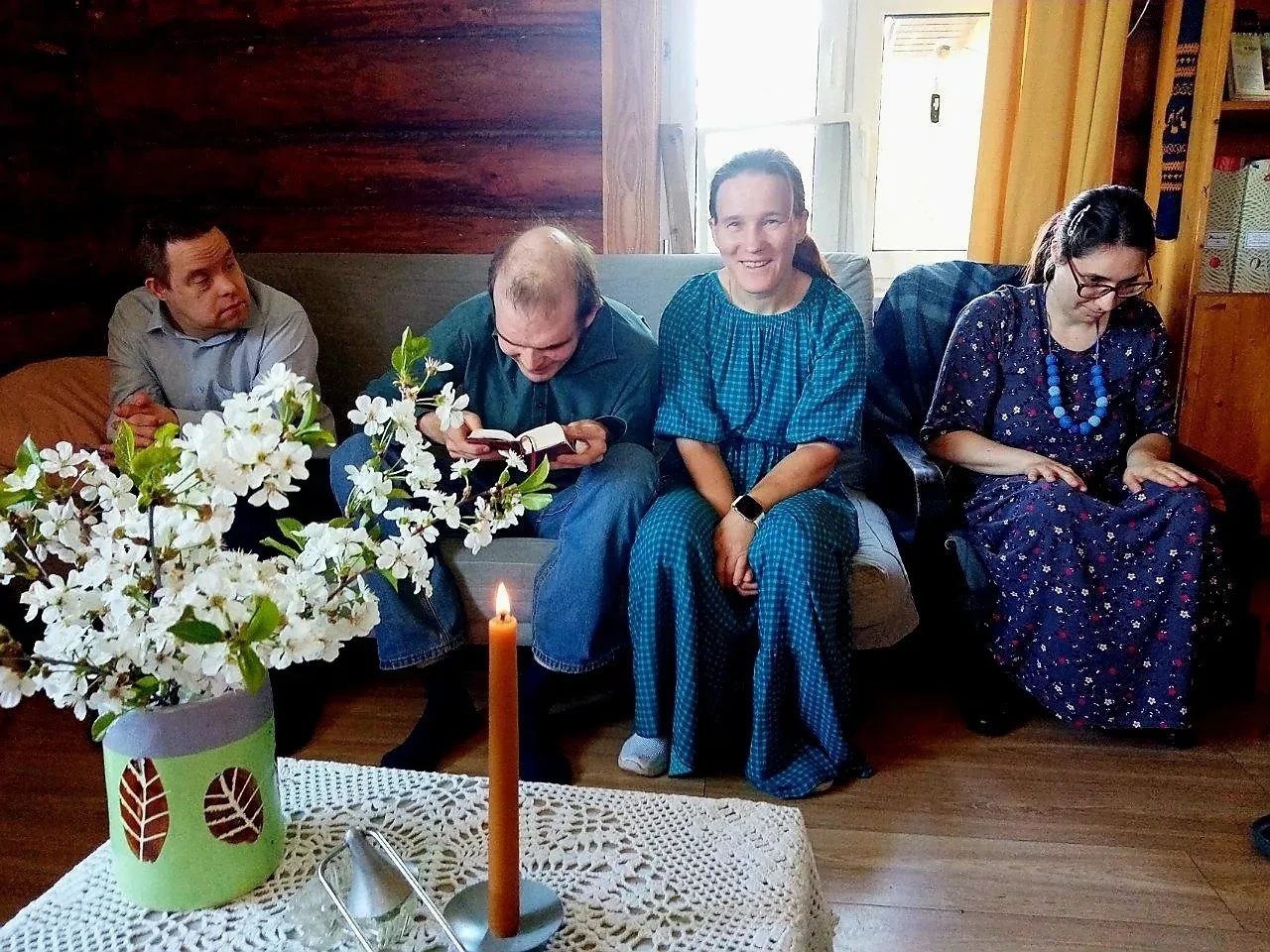 За март и апрель у социальной деревни «Чистые ключи» накопилось много новостей. Марина посеяла расса