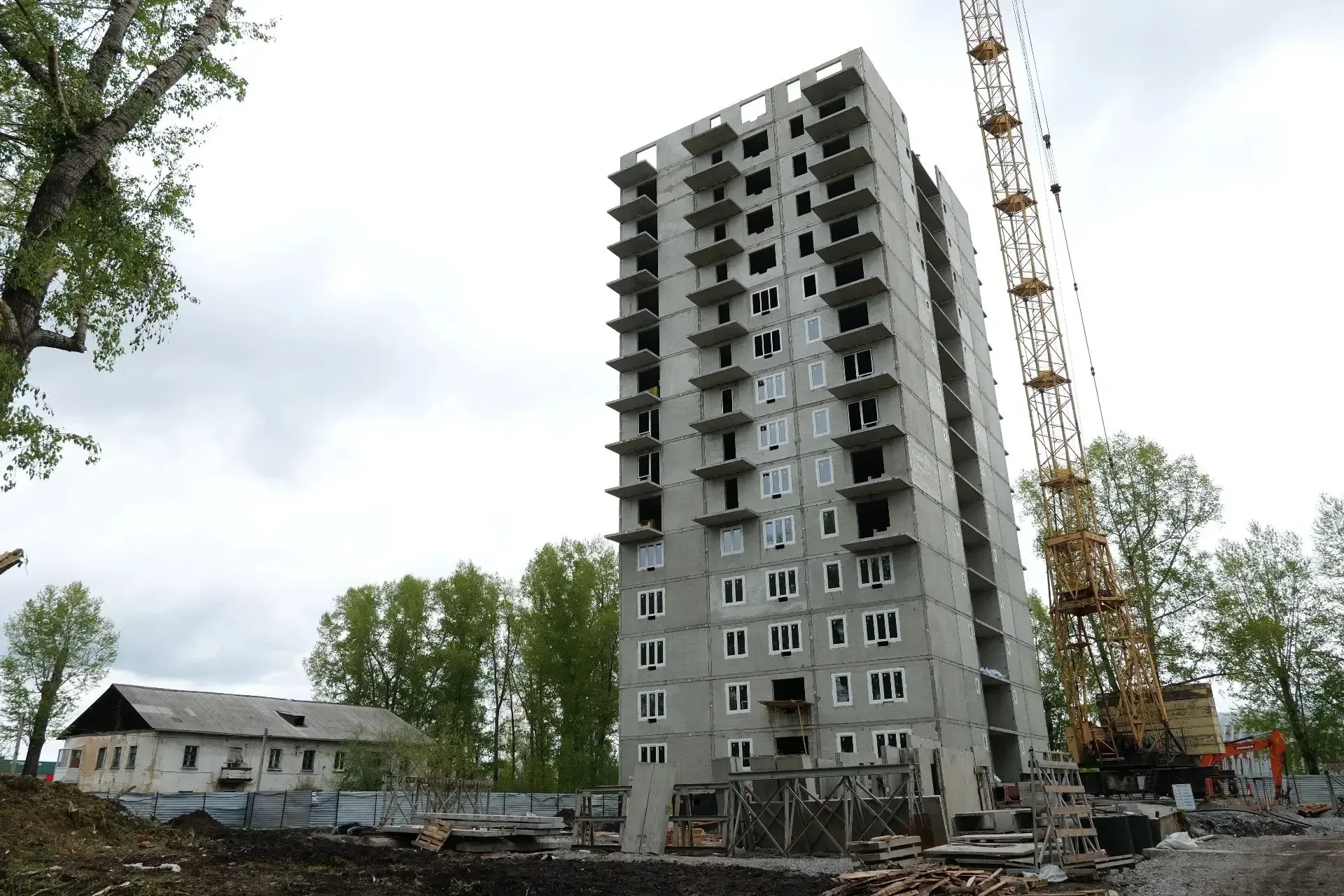 Первая пятнадцатиэтажка в истории Кировского района  Строительство нового высотного дома ведём на ул