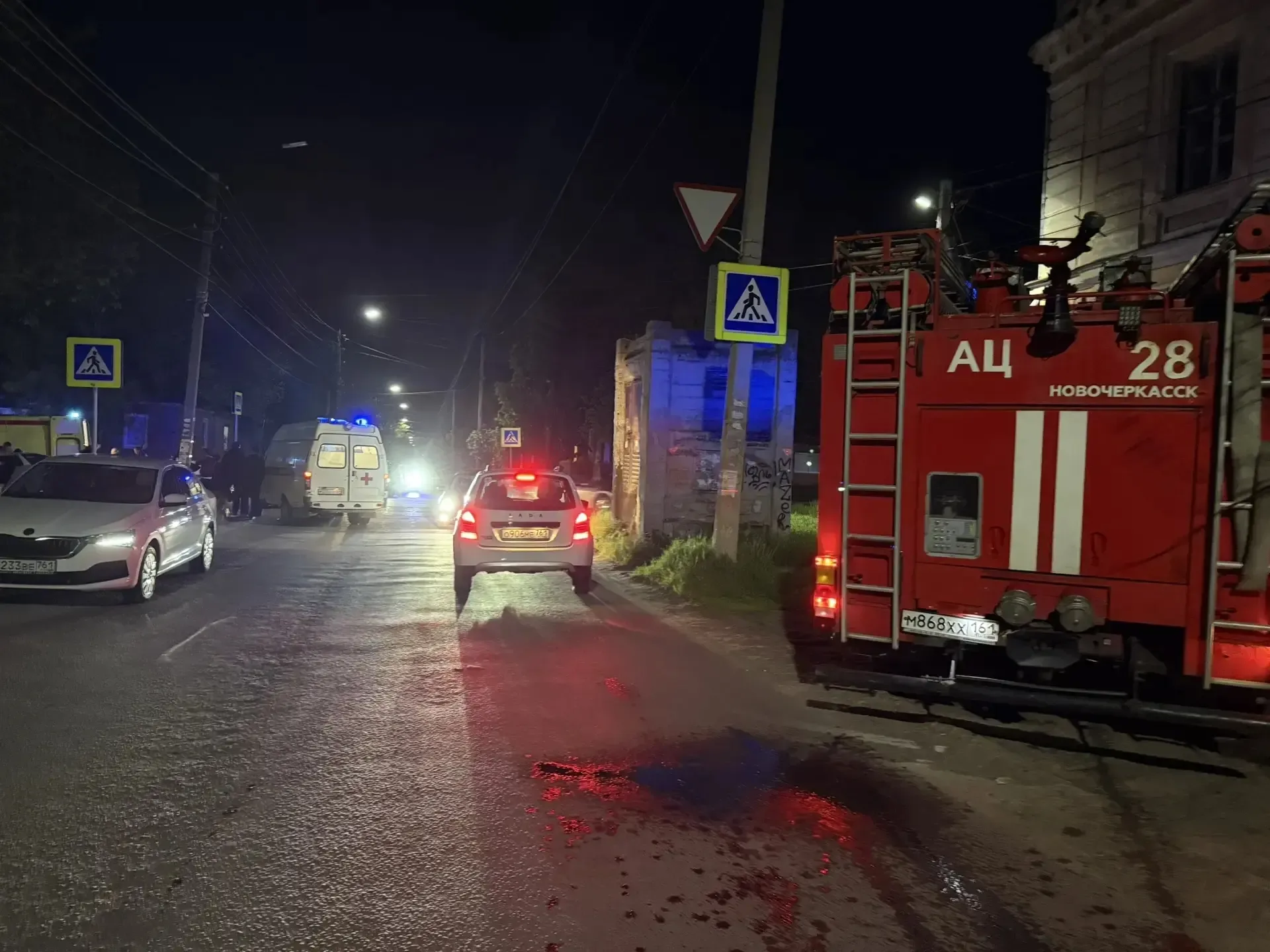 ⚡Ну вот администрация и дождалась этого дня. Двое человек госпитализированы после жёсткого ДТП на пе