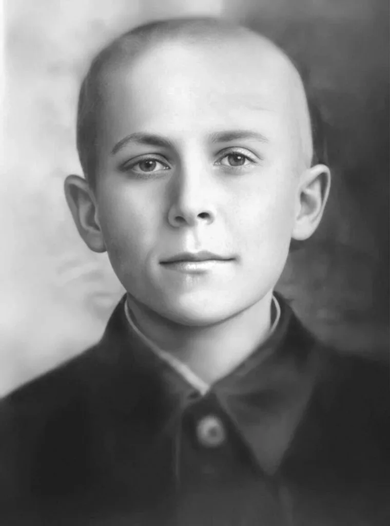 🗓️ 11 мая 1944 года совершил свой подвиг Марат Казей — один из самых известных юных участников совет