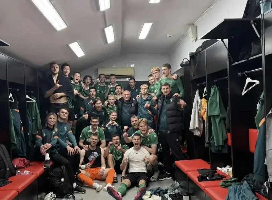 Разгромная победа «Химика» в Жигулевске над «Акроном-2» – 5:1!   «Химик» продолжает уверенно набират