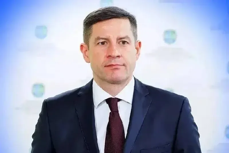 Кто такой Егор Ковальчук?: узнаём нового врио губернатора  Он родился в 1972 году в Челябинске. Упра