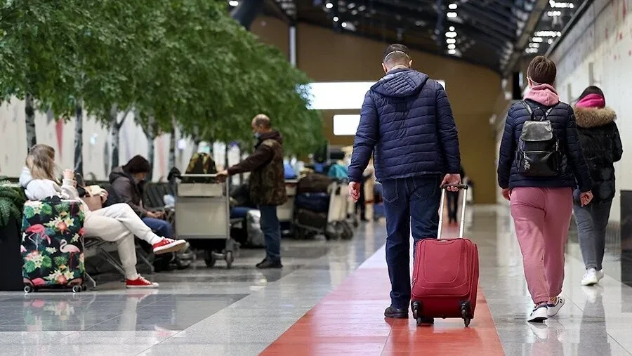 Россияне смогут проходить на посадку на самолёт по биометрии  Правительство утвердило соответствующе