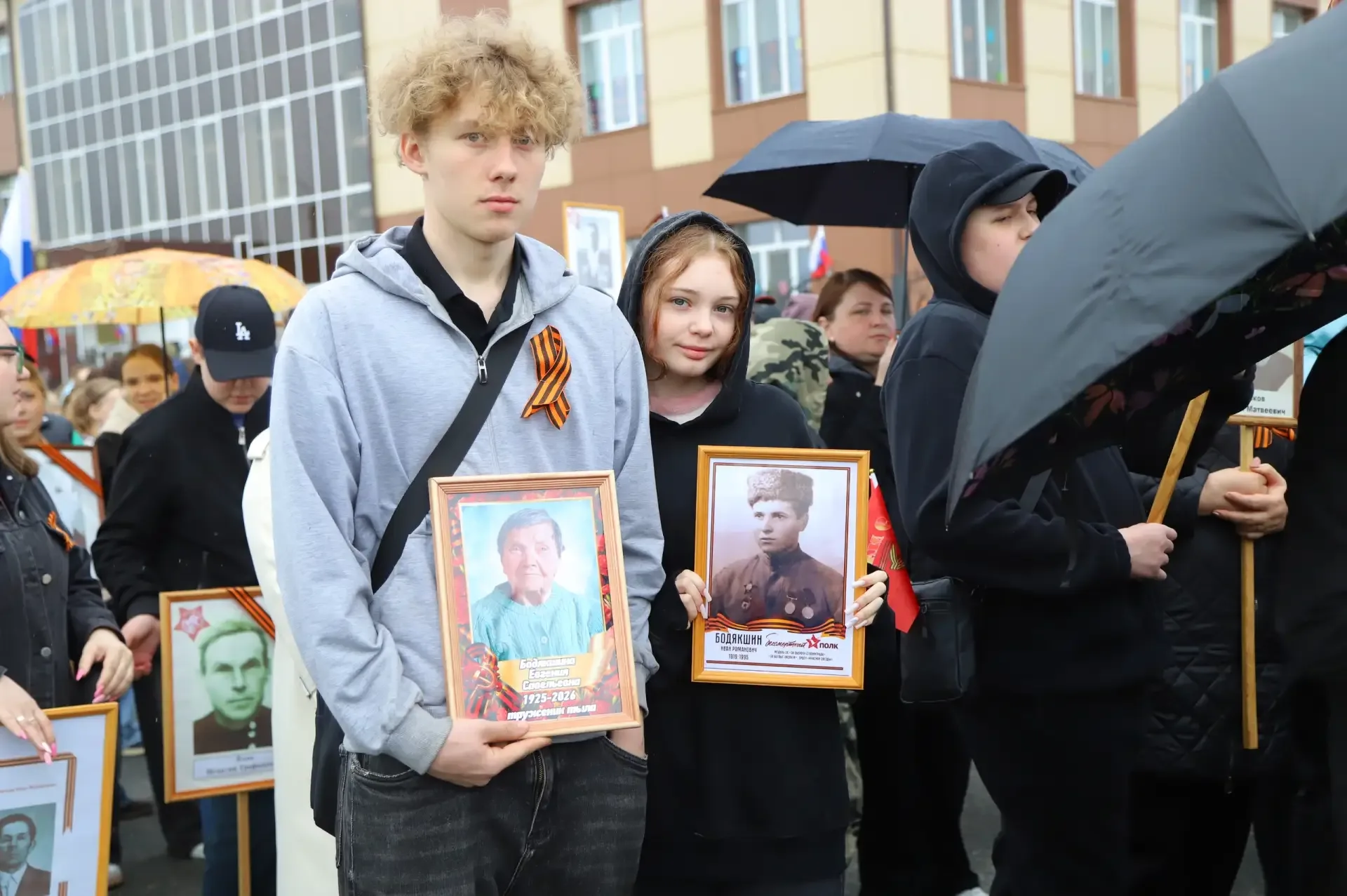 Участники шествия Бессмертного полка поделились историями своих родных – участников Великой Отечеств