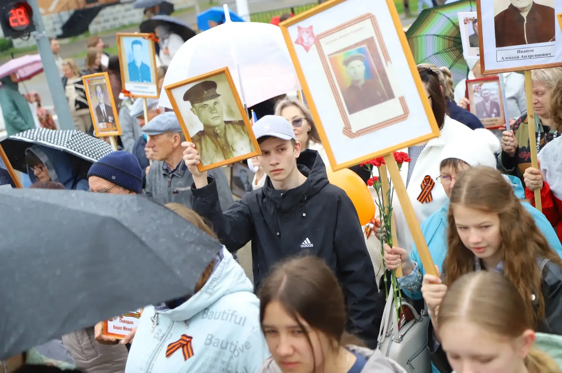 Участники шествия Бессмертного полка поделились историями своих родных – участников Великой Отечеств