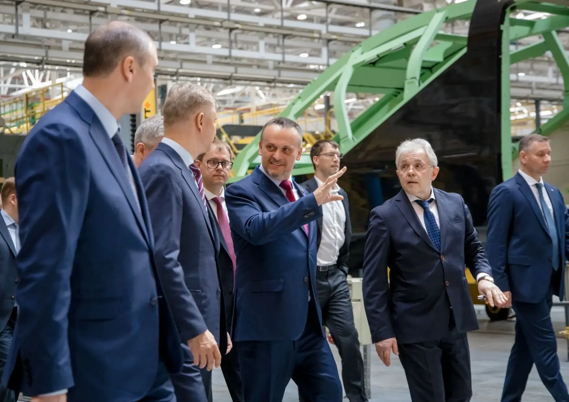 ⚡️В Свердловской области завершена сварка первых 6 кузовов вагонов высокоскоростного поезда  Площадк