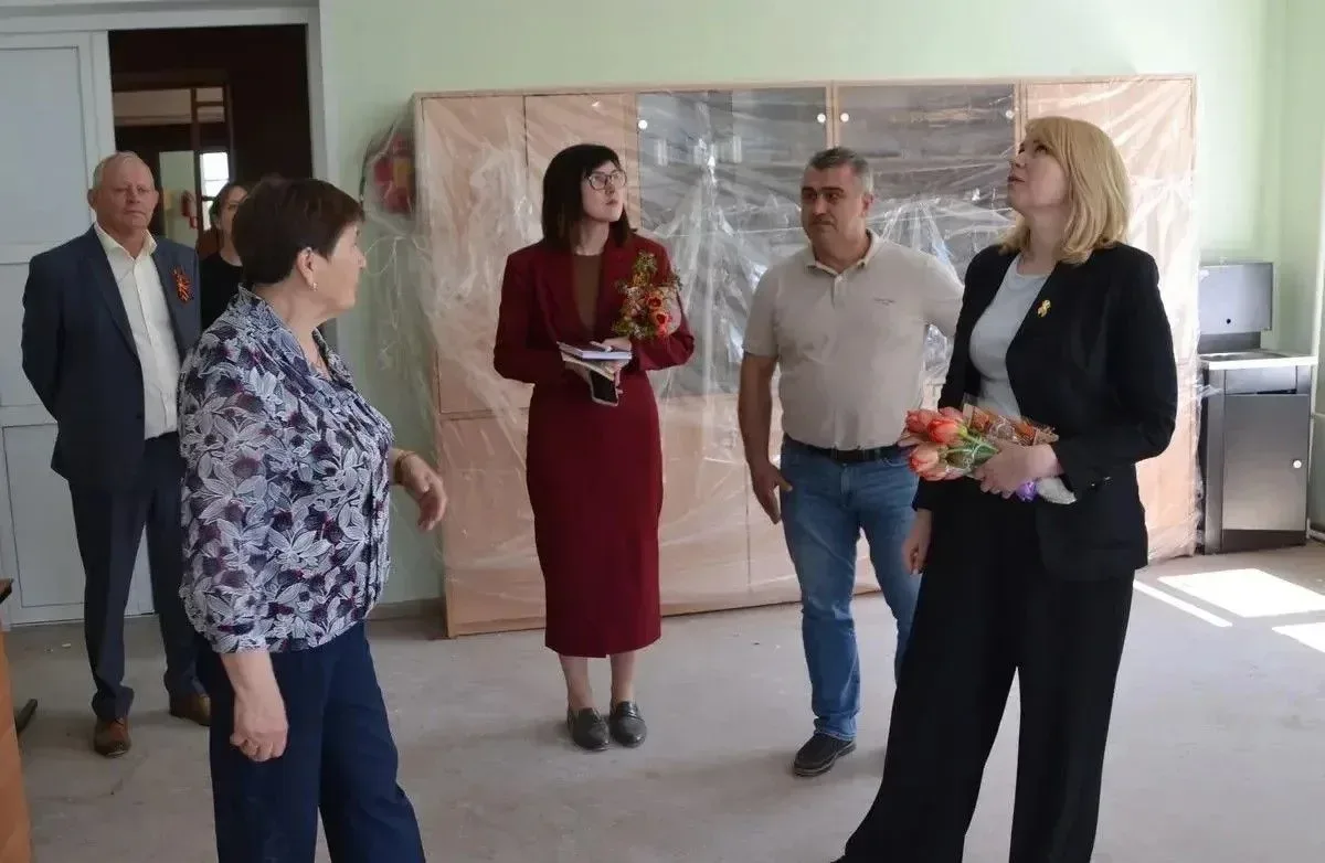 Министр образования Ольга Прушковская посетила Сапожковский округ  🏫 В сопровождении главы округа Ал