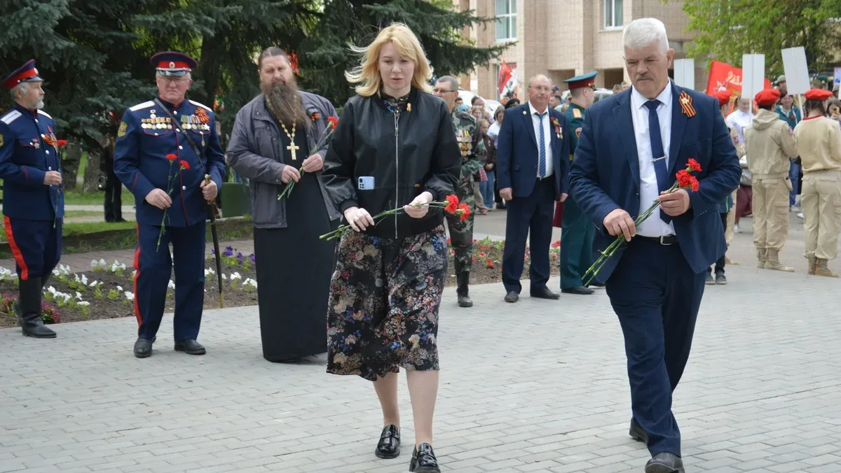 Ольга Прушковская приняла участие в митинге ко Дню Победы  ⭐️ 9 мая в поселке Чучково прошел торжест