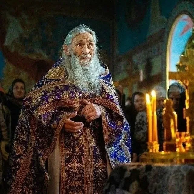 Проси у Господа ясного ума и доброго сердца:  «Господи, просвети разум мой, чтобы я видел, где Твоя 
