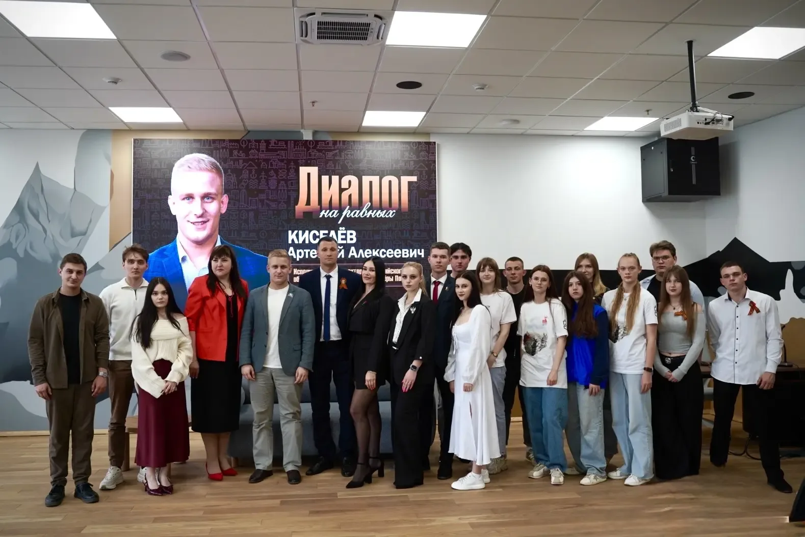 «Волонтёры Победы» подписали соглашение о сотрудничестве с Министерством молодёжной политики Донецко