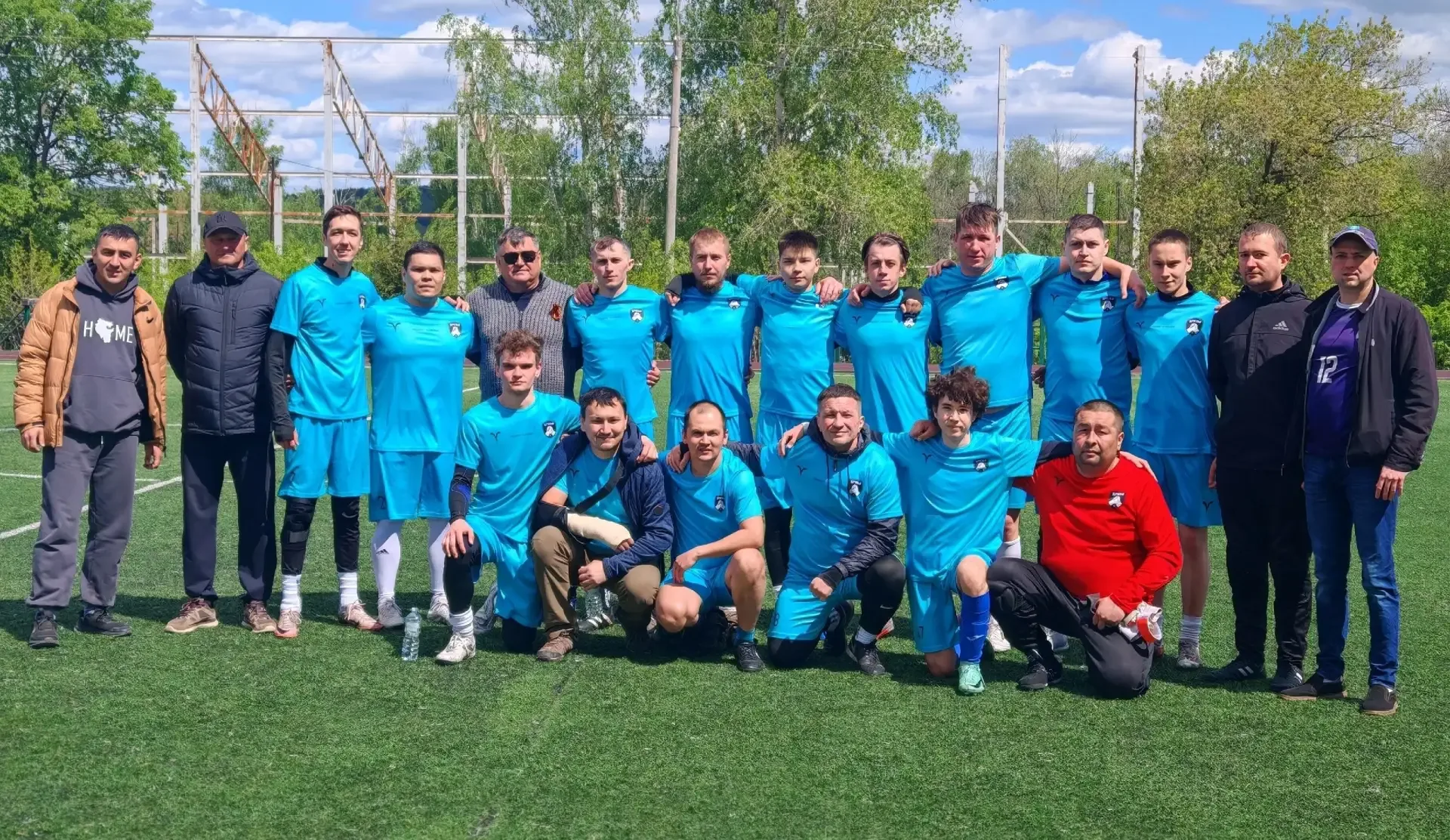 ⚽ В Ишимбае прошёл ежегодный Кубок Друзей по футболу, посвящённый Дню Победы  🏆 10 мая на стадионе Б