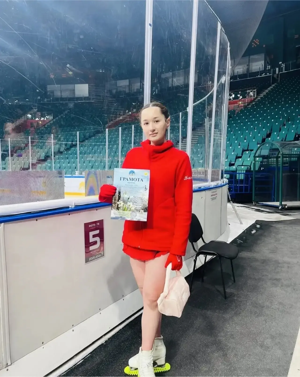🥉 Ишимбайская фигуристка София Кадыргулова завоевала бронзу на всероссийских соревнованиях в Казани 